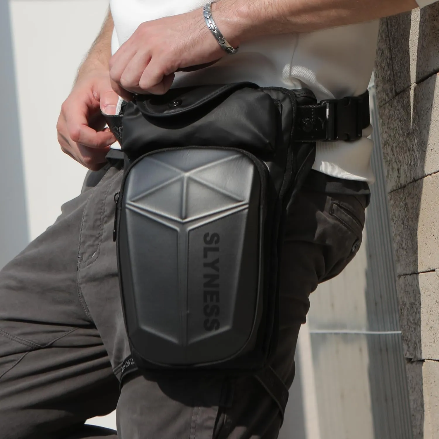 Motorcycle Drop Leg Bag Tactical Waist Pack for Men Women EVA Shell Hip Bum Fanny Belt Pouch Outdoor Travel Hiking Cycling Oxford Thigh Bag Daypack (Black)
